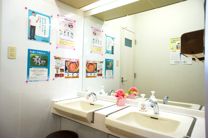 よしだ歯科医院(歯医者)|青森県三沢市|院内案内【歯磨きコーナー・体に良い飲料水（ご自由にどうぞ)】
